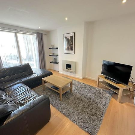 Parc Y Bryn Serviced Apartments Аберистуит Экстерьер фото