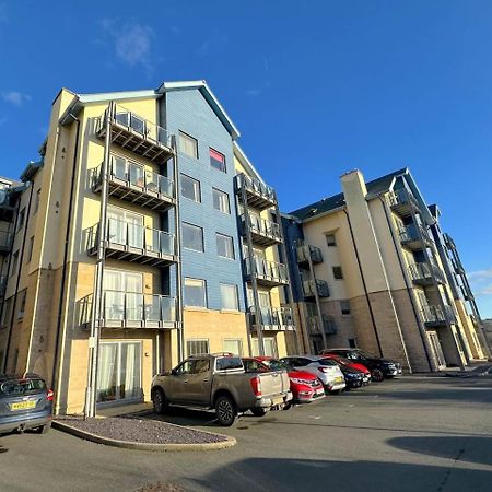 Parc Y Bryn Serviced Apartments Аберистуит Экстерьер фото