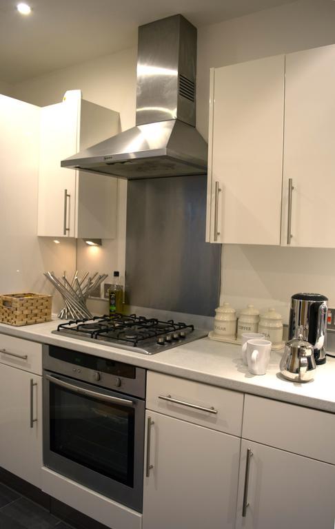 Parc Y Bryn Serviced Apartments Аберистуит Экстерьер фото